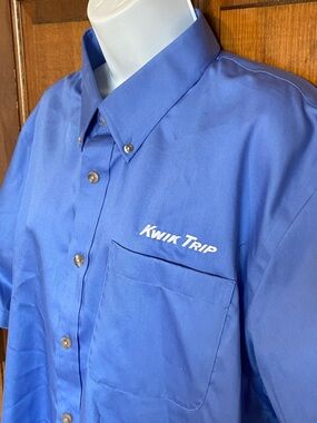 Kwik Trip / Lands End Uniform Work  short-sleeve full button-up Size XL Tall